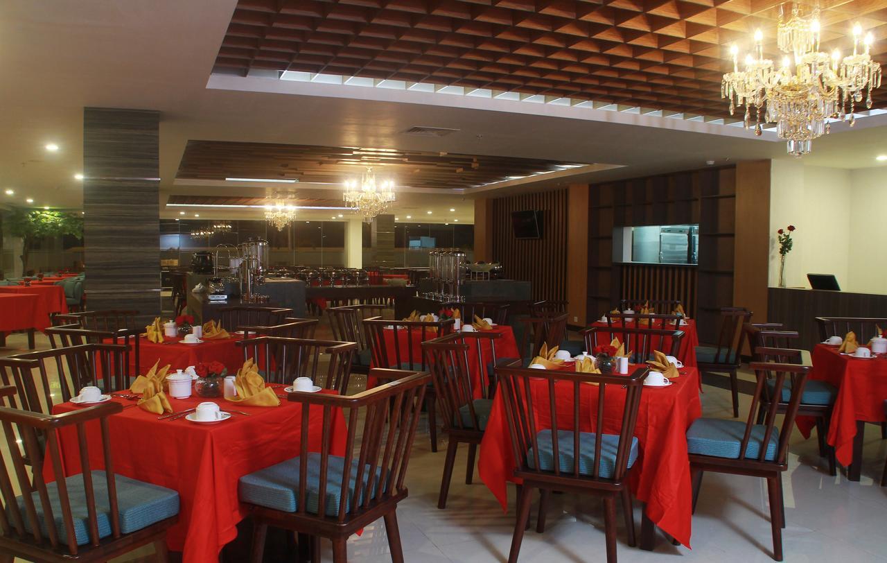 Sutanraja Hotel Kotamobagu Extérieur photo
